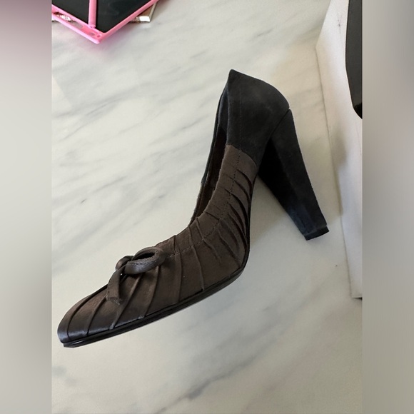 Nine West 7.5 satin and suede shoe - Picture 4 of 4